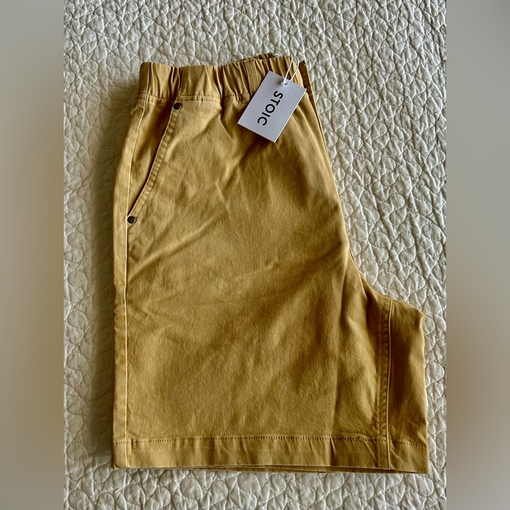 Stoic Venture Men's Shorts in Taos Tan size M
